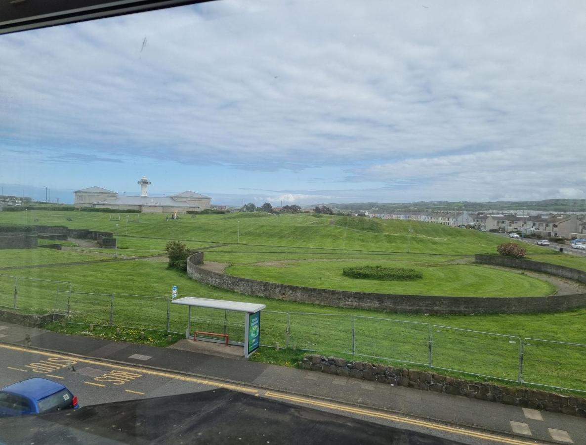5 West Beach - Portrush By The Sea Экстерьер фото