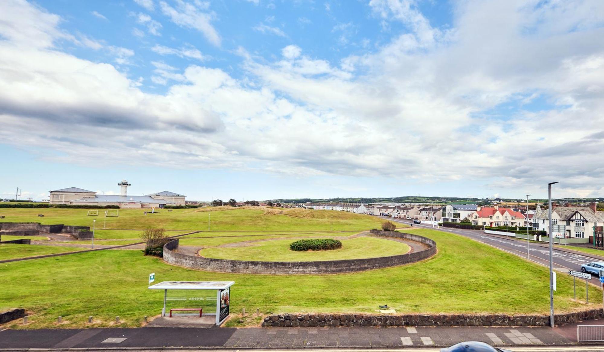 5 West Beach - Portrush By The Sea Экстерьер фото